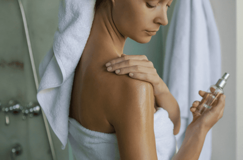 massage with almond oil