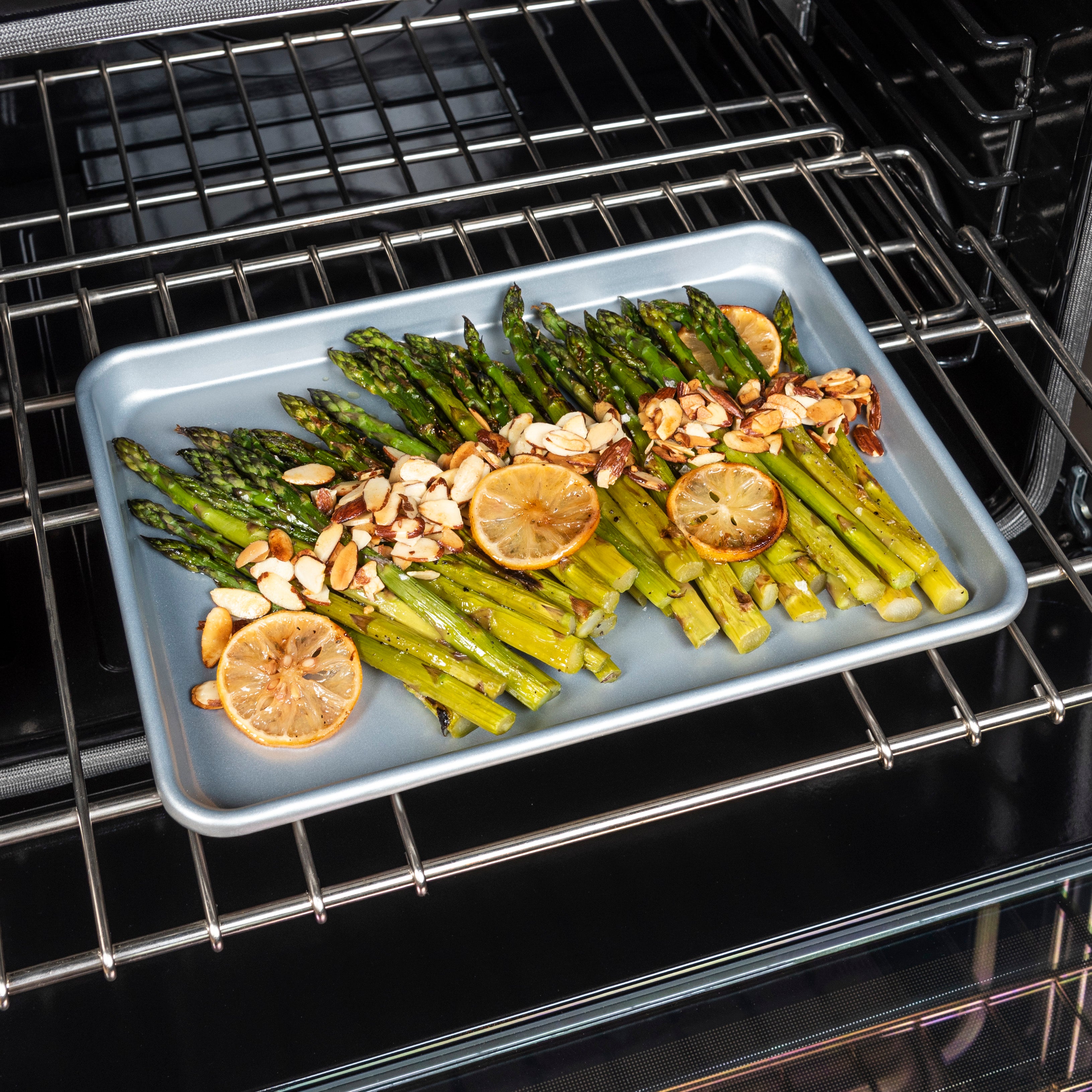 Viking 2-Piece Nonstick Aluminized Steel Baking Sheet Set – Viking Culinary  Products