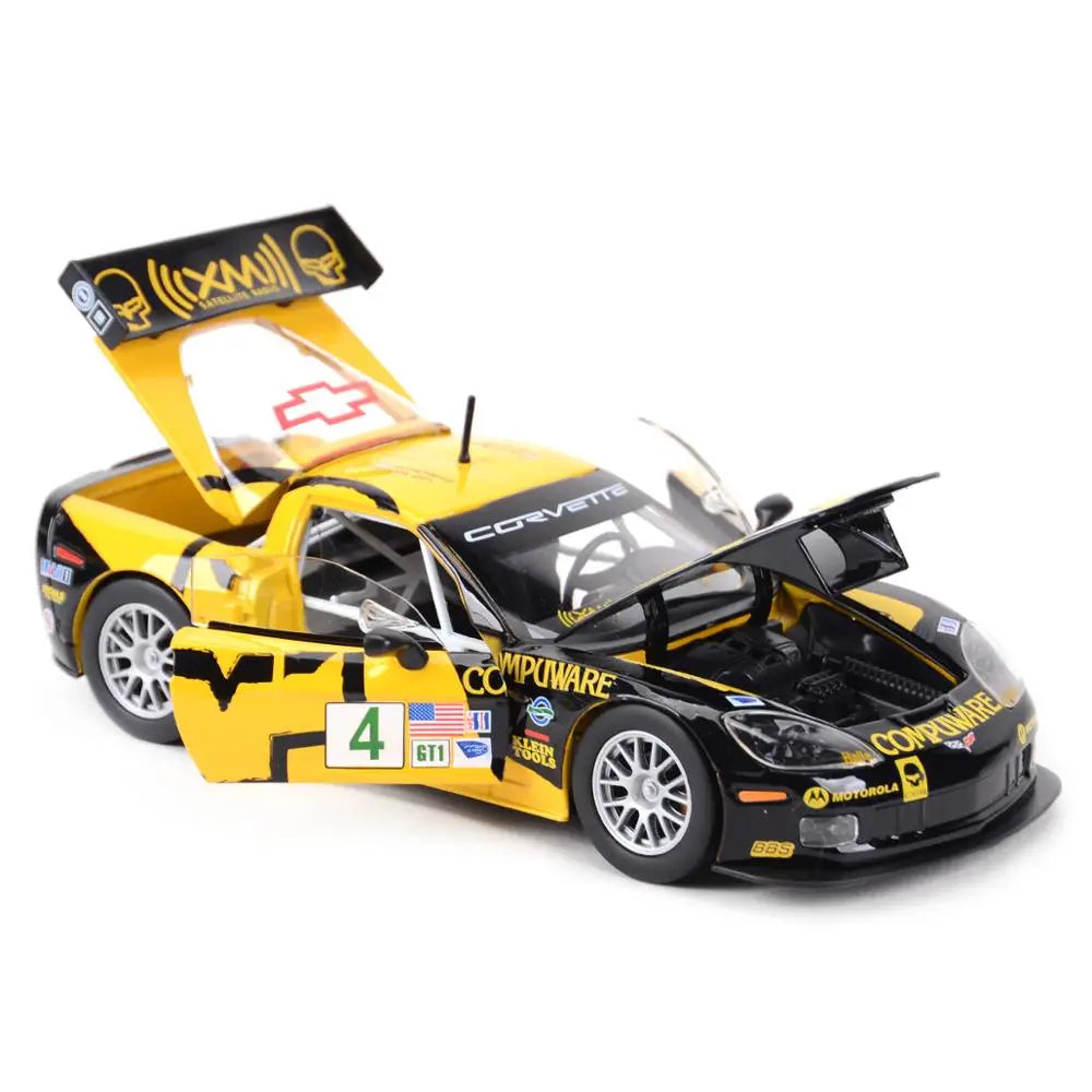 Bburago 1:24 Chevrolet Corvette C6R Racing Car Static Die