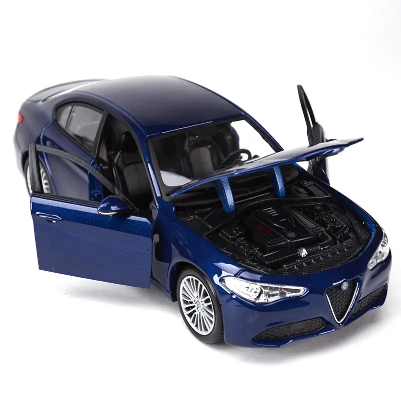 Bburago 1:24 Alfa Romeo Giulia Sports Car Static Die Cast