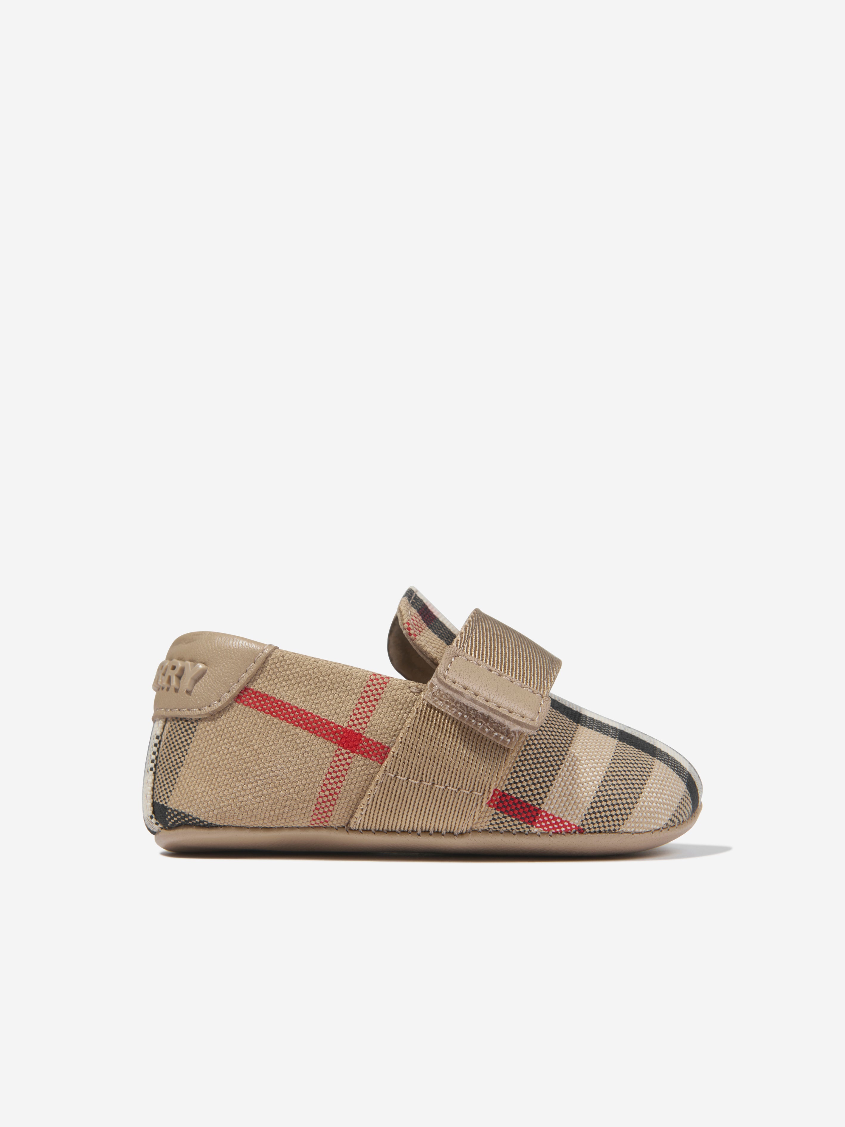 Burberry Baby Pre-walkers In Beige