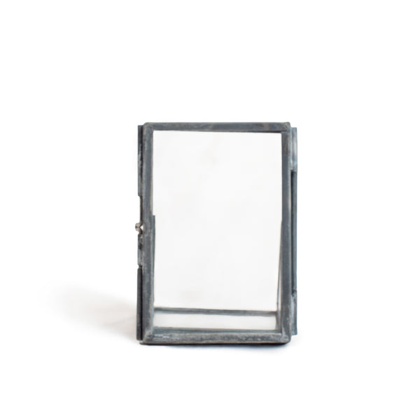 Vertical Floating Glass Frame with Glass Stand 5 x 7 – Sugarboo & Co