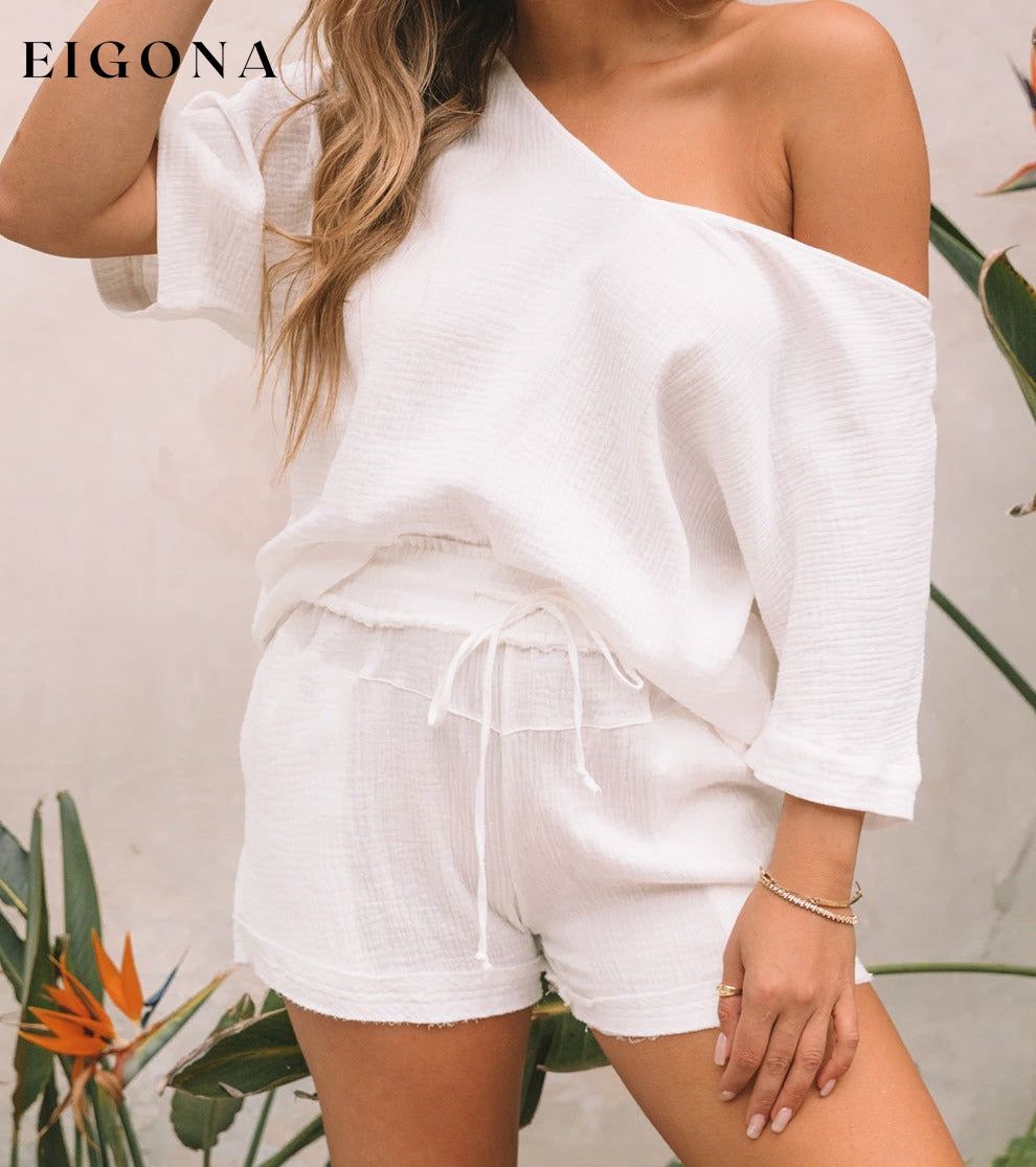 White Relaxed V Neck Blouse and Drawstring Raw Hem Shorts Set