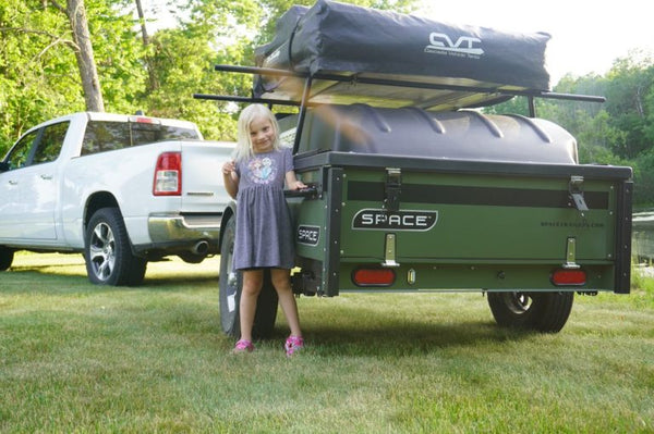 SPACE Trailer with Rooftop tent for family vacation