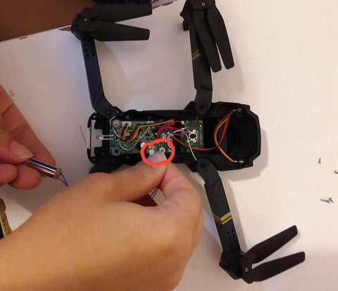 eachine e58 battery removal