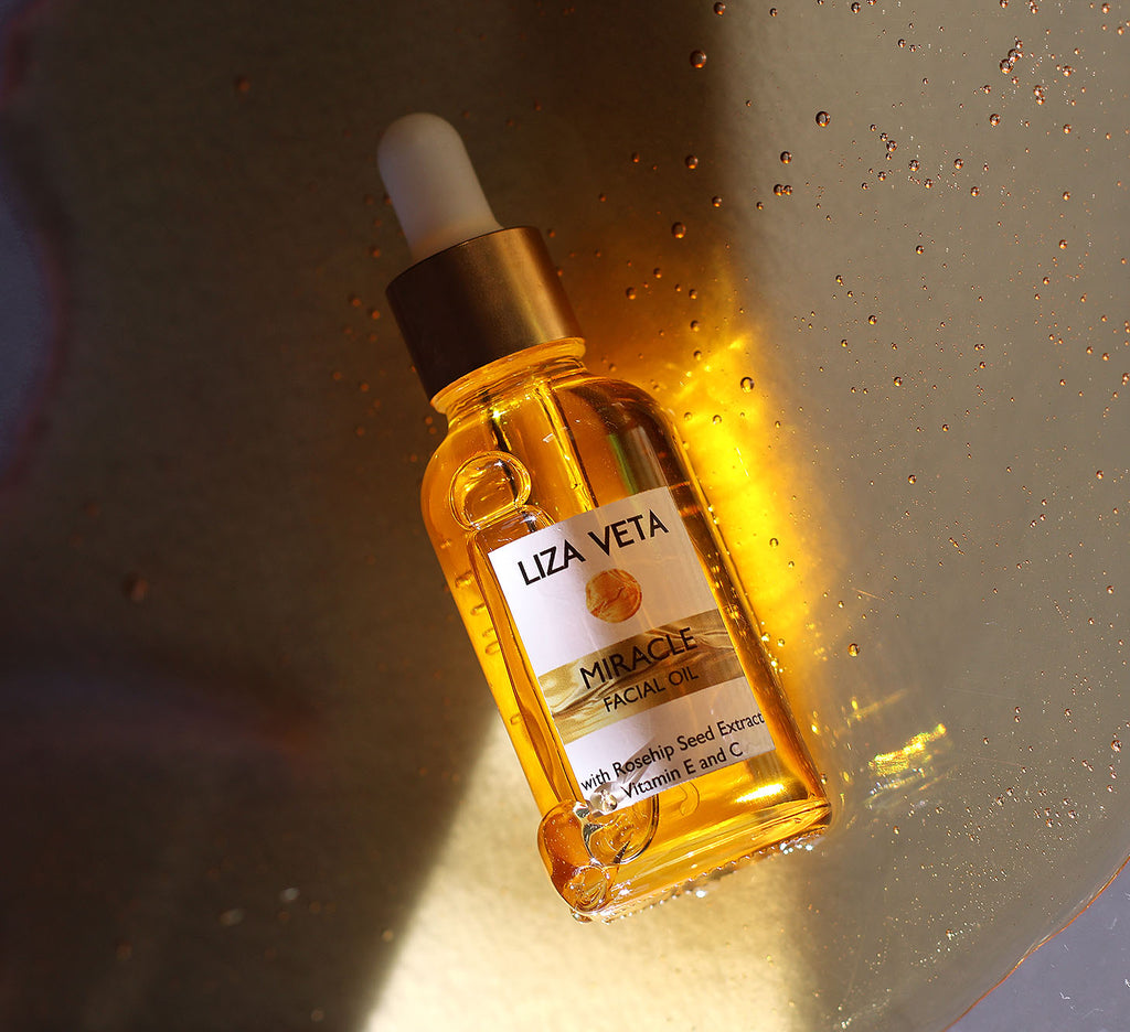 natural face oil with rosehip oil
