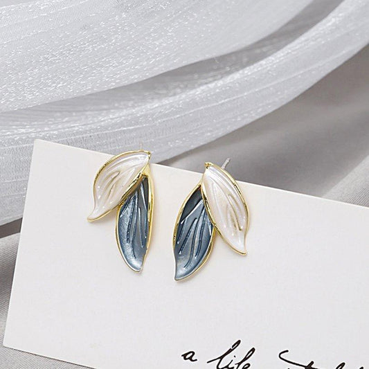 KOREAN LEAF CLASSIC EARRINGS