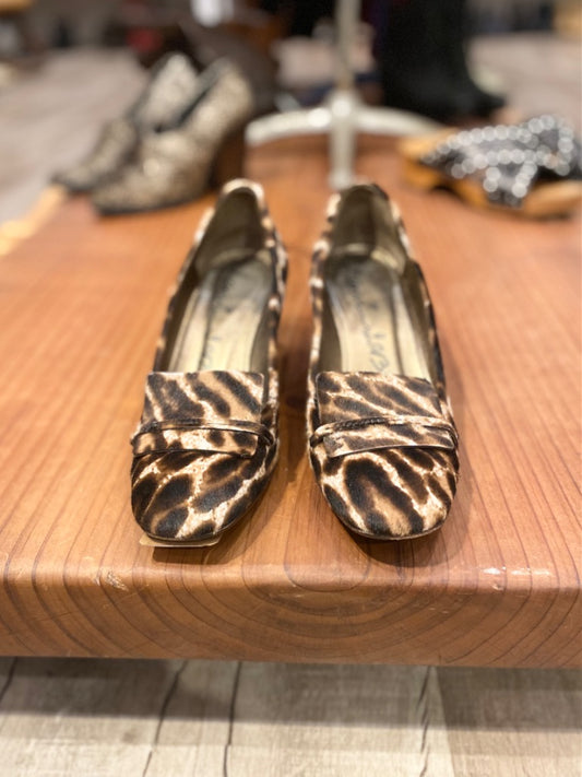 louis vuitton pool pillow slides｜TikTok Search