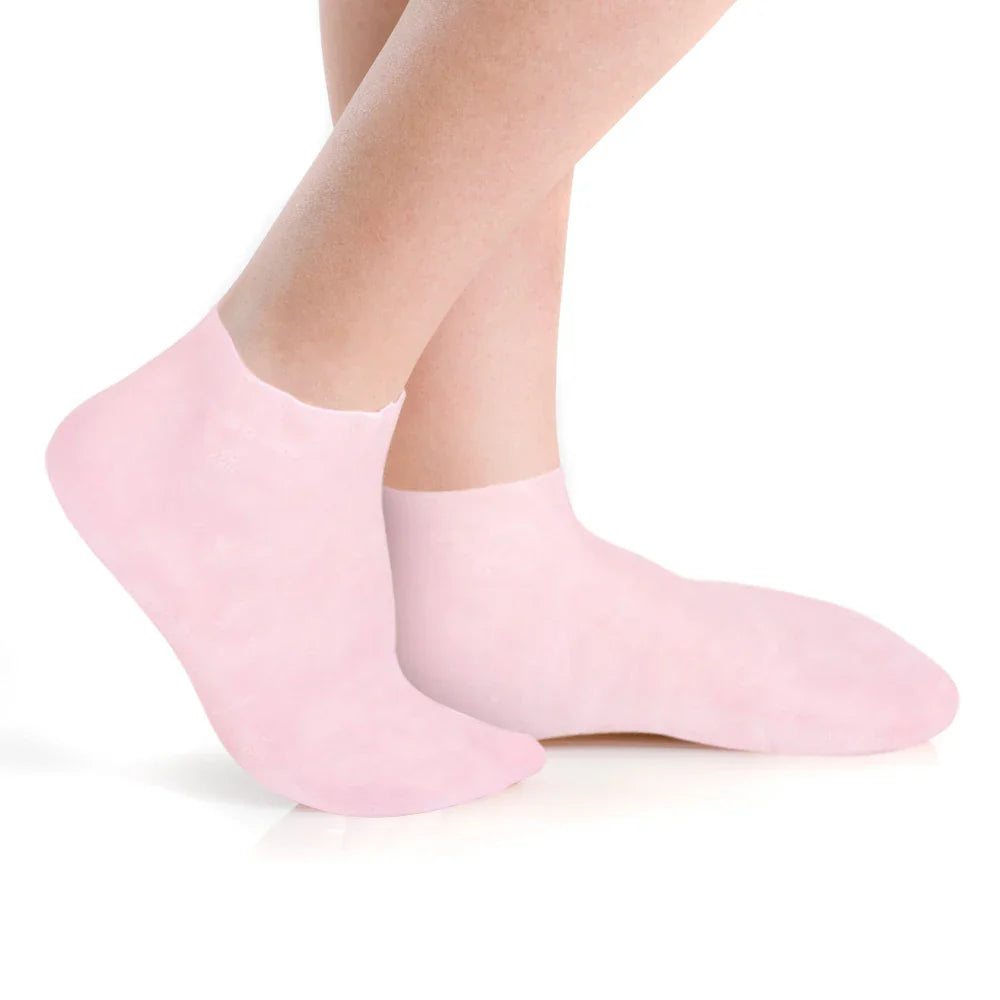 Hydrasilk Moisturizing Socks And Gloves Set - Image 12