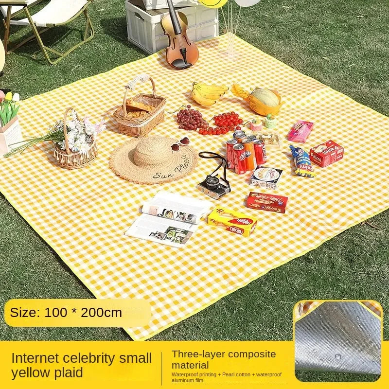 Portable And Durable Picnic Mat - Image 4