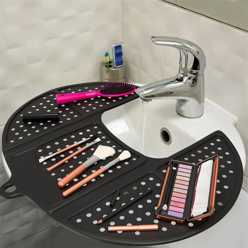 Foldaway Makeup Brush Cleaning Sink Shield - Image 5