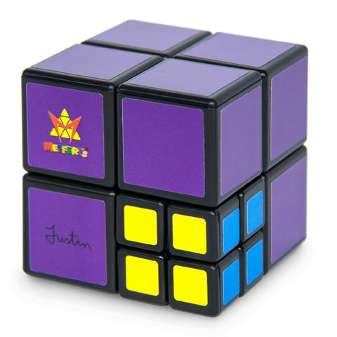 Pocket cube