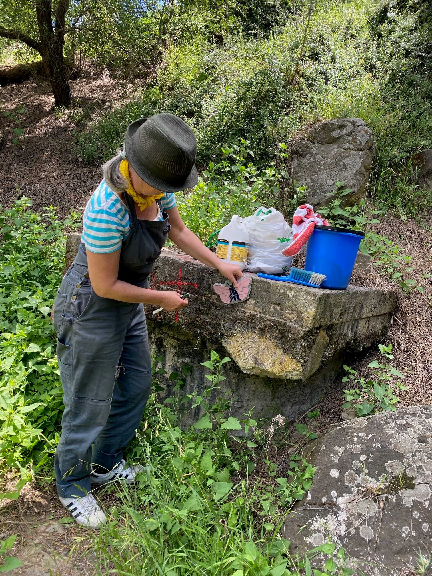 Installation on the trail