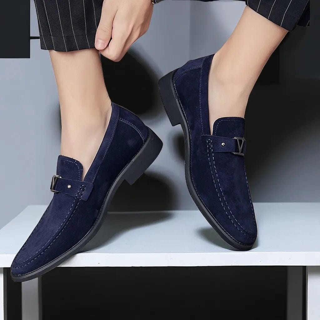 Elegante slip-on-loafers: Vælg mellem håndlavede solide sko i obsidian