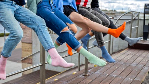 women-diabetic-socks