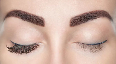 Comparison picture of volume lashes