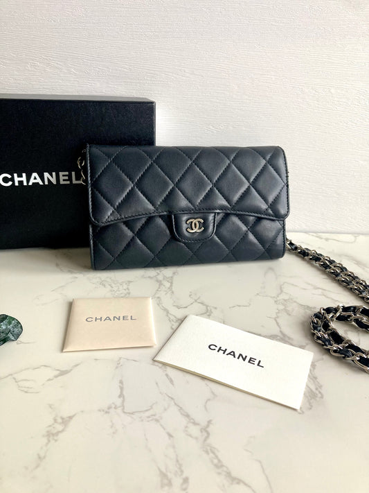 CHANEL Camellia Gold CC Long Wallet (with Add-on Chain) – LA LUNE