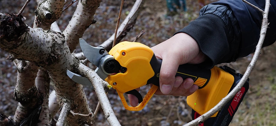 electric pruning shears's uses