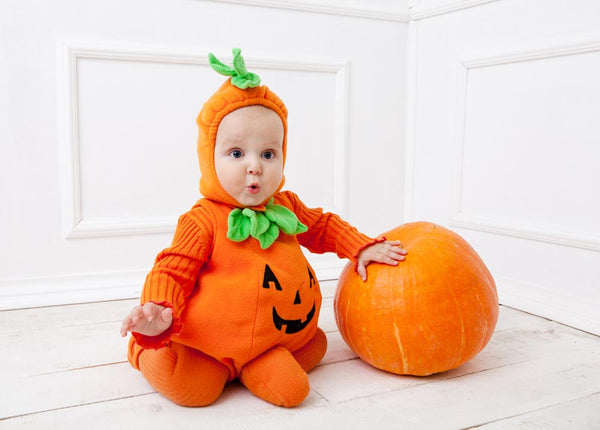 Autumn baby photoshoot 2022 pumpkin