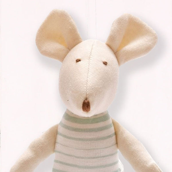 Organic mouse baby toy