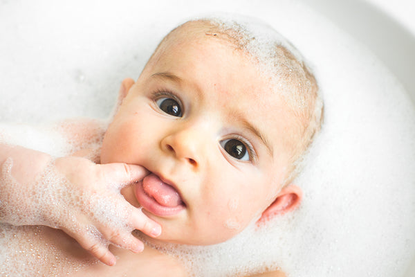 how to bathe a baby guide and ideas