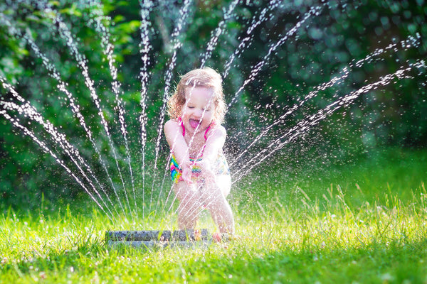 Easy summer activities, sprinkler in garden
