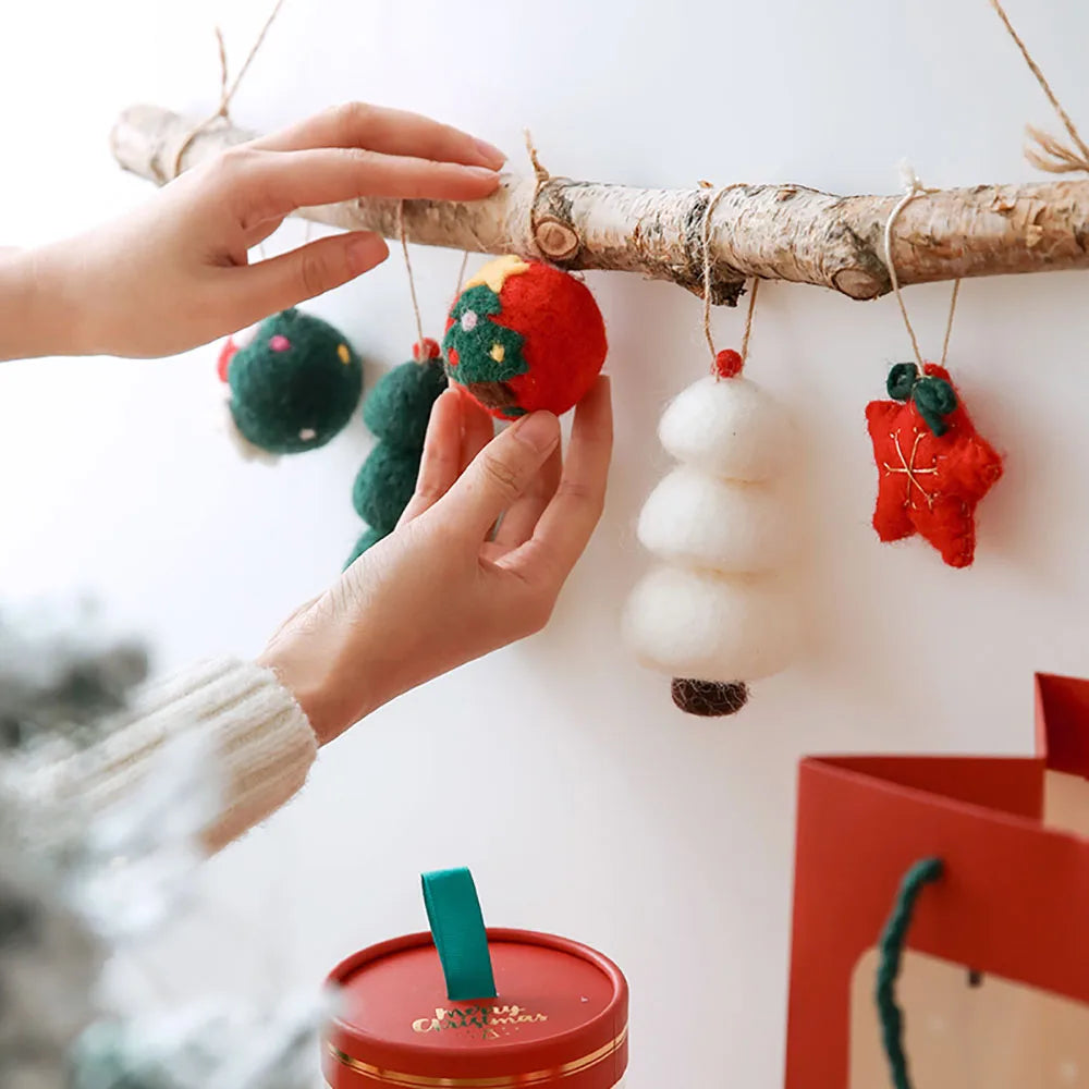 Festive Wool Felt Ball Christmas Decorations DIY - Image 3