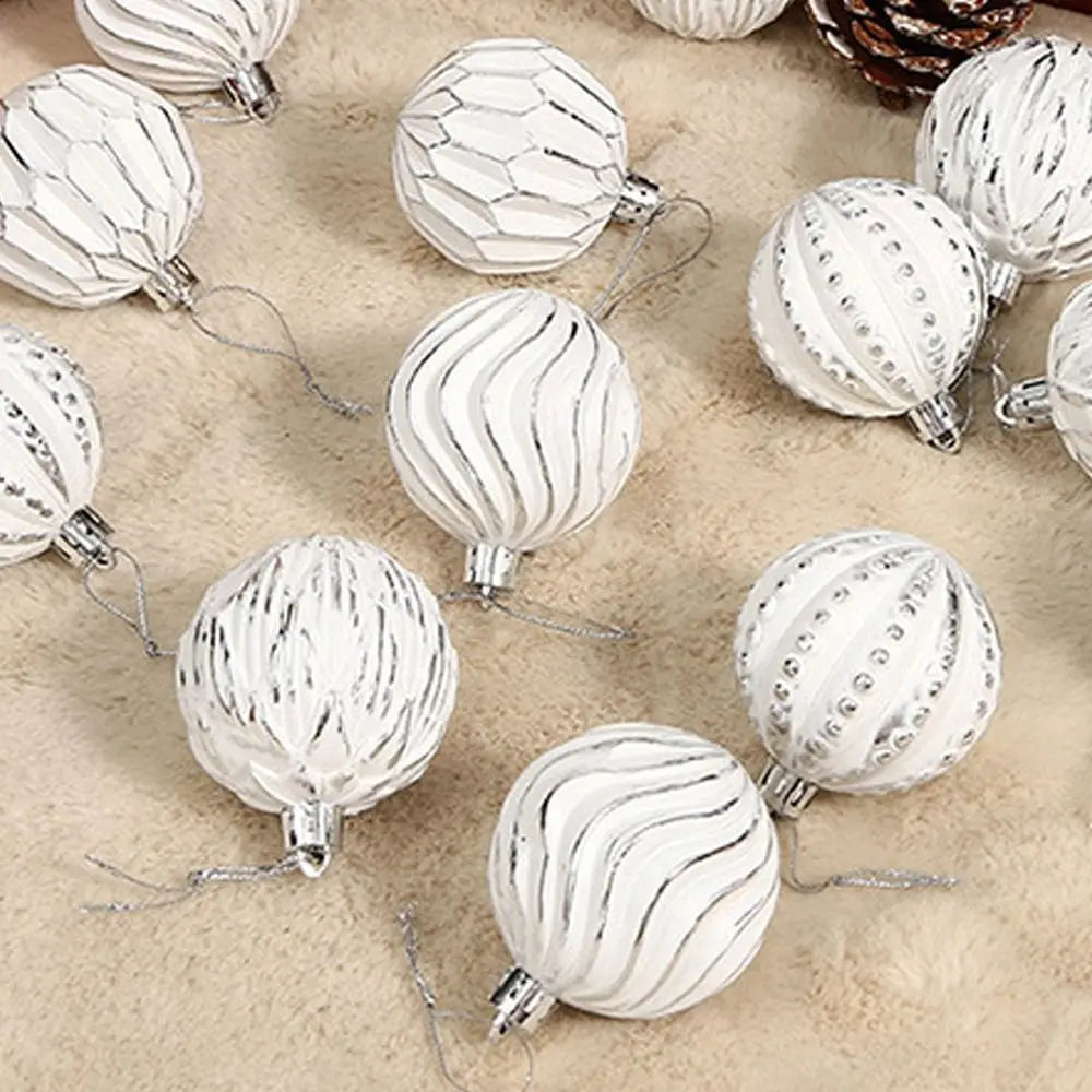 Elegant 16pcs White Electroplated Christmas Ball Set - Image 9