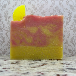 Stella's Lemonade Stand - Cobb Cabin Crafts