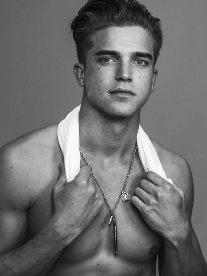 The hottest male underwear models on Instagram right now...