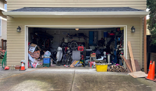 garage2.jpg__PID:b8af0773-a62f-4d1f-9657-fd9bbfb1bfbb