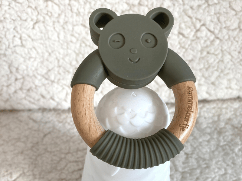 Anneau de dentition ETOILE en silicone pour bébé - Olittledreamer