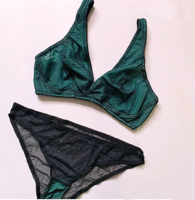 Medium mesh for bra and light mesh for briefs (lingerie making)