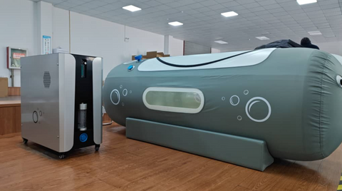 1.4 ATA Soft Shell Lying Hyperbaric Chamber in a clinic