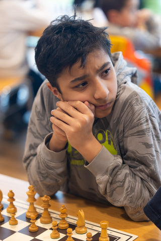 Iskander Bashirov. Rang 1 beim Jugend Grand Prix 2024 2. Runde