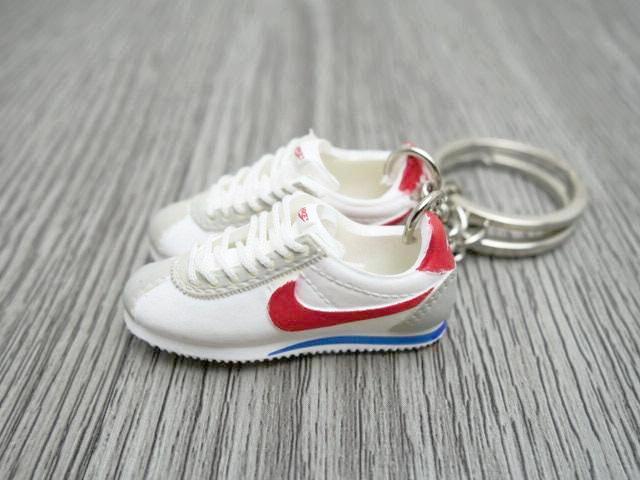 mini nike shoe keychain