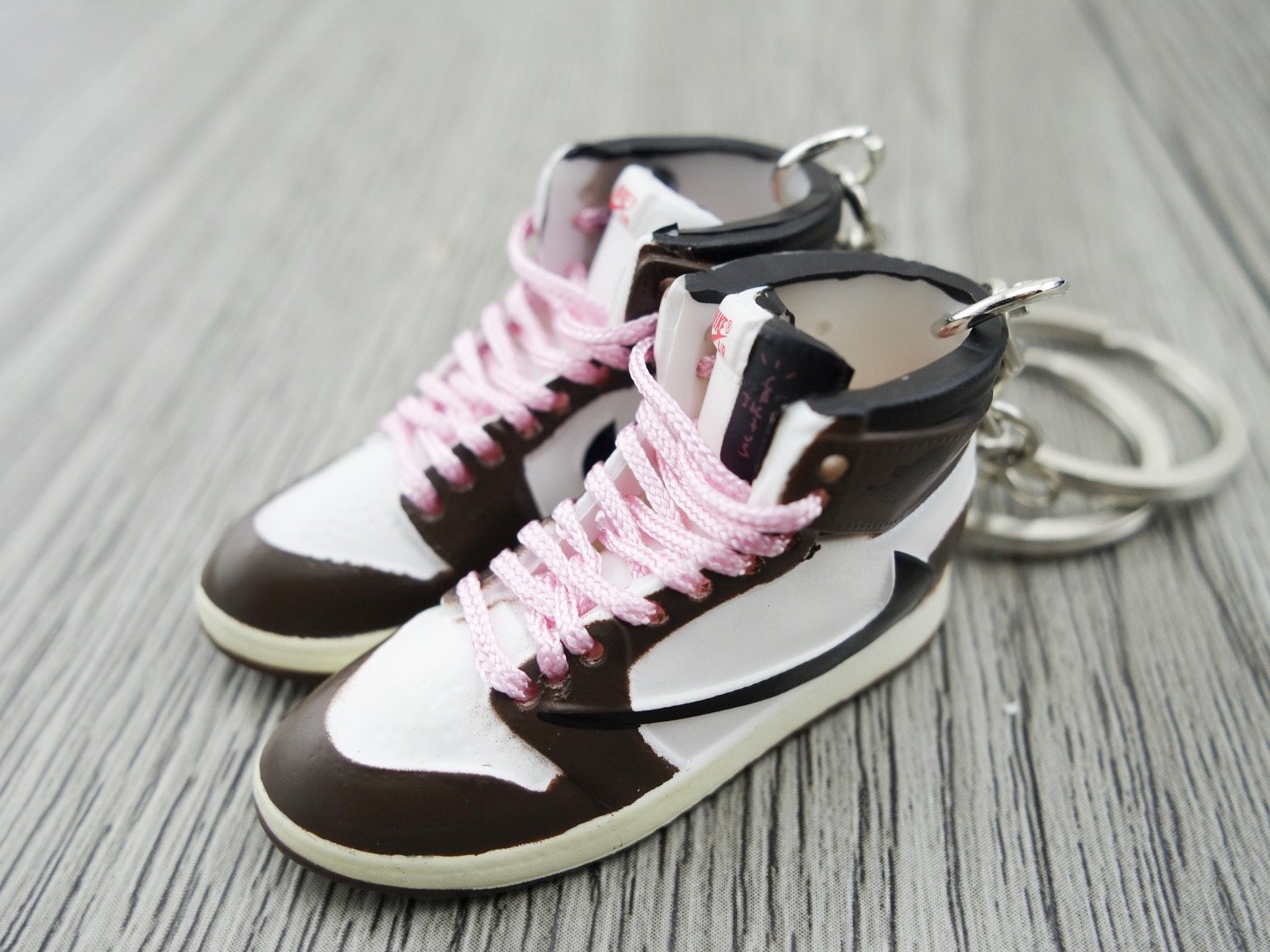 mini travis scott shoes