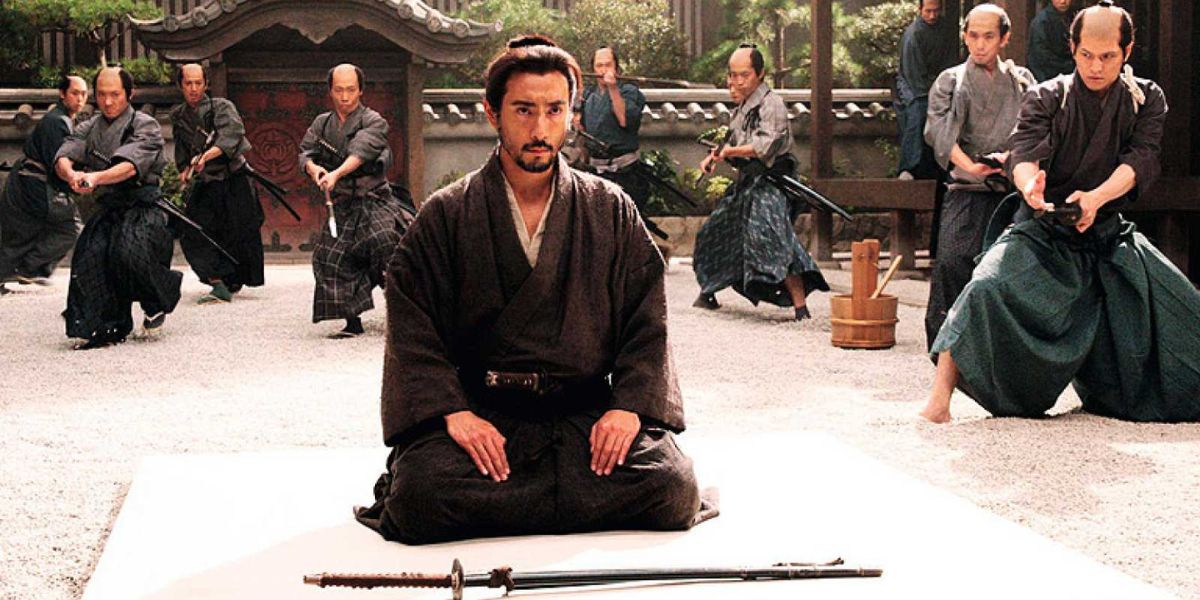 Escena de seppuku en la película de Takashi Miike Hara-Kiri: la muerte de un samurái