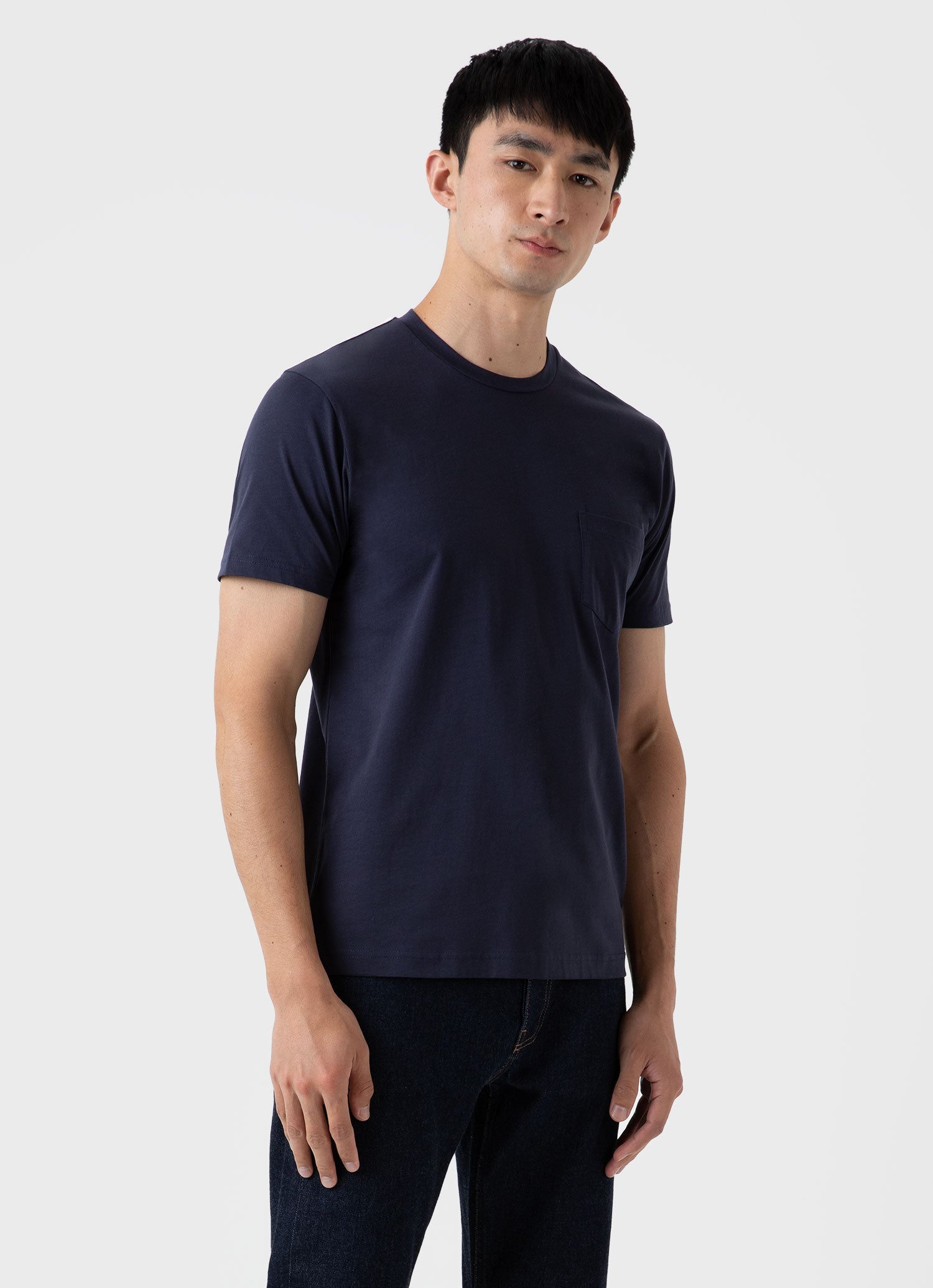 リヴィエラ（ミッドウェイト） Tシャツ （Navy）| Sunspel