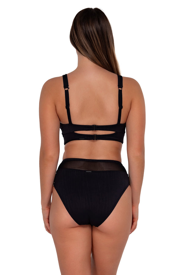 Black Seagrass Texture Taylor Tankini: Swimwear with Built-in Bra