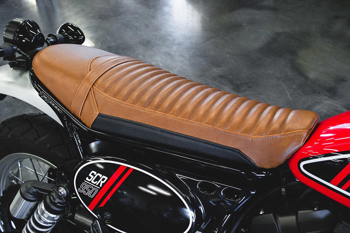 Luimoto seat cover made from weather resistant materials