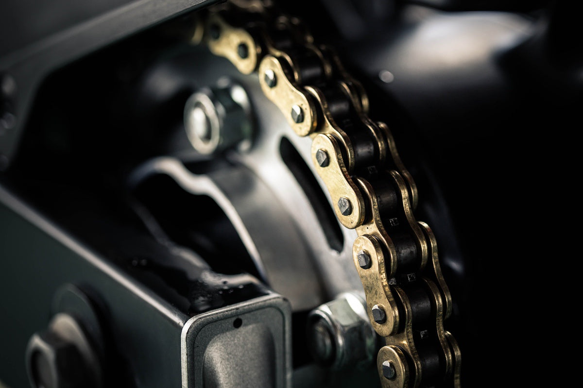 Clean motorcycle chain