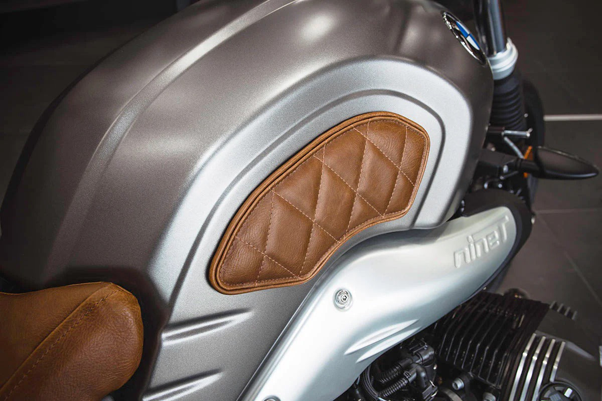 Luimoto tank grips on BMW R-nineT motorcycle