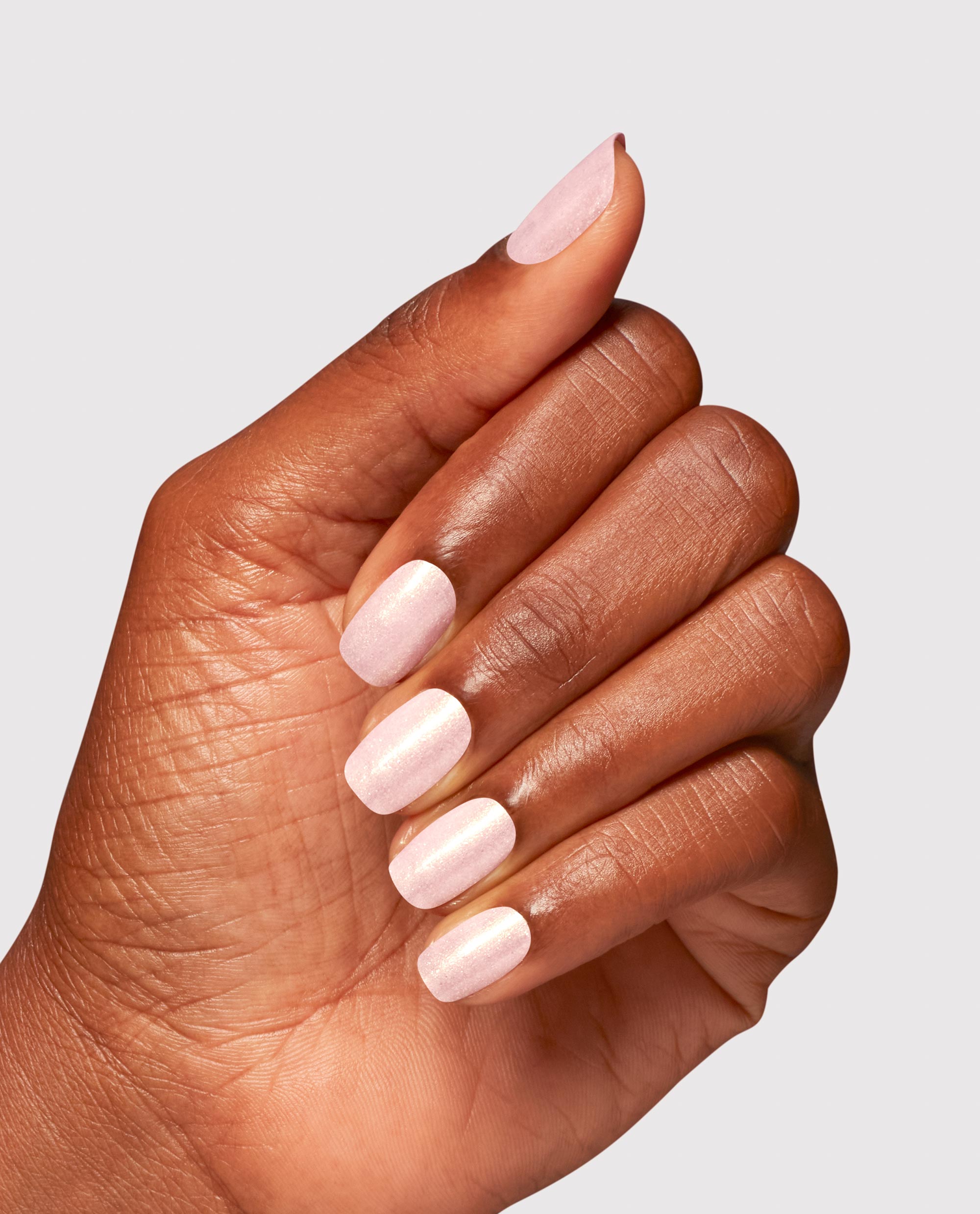 Reoccurin' Gleam Gel Nail Polish Mani