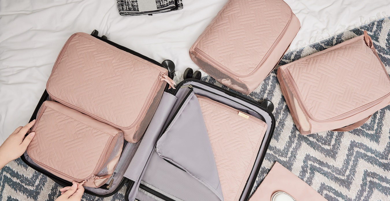 packing cubes for winter travel