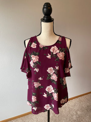A. Byer Peekaboo Shoulder Blouse (XL) - BinxBerry Consignment