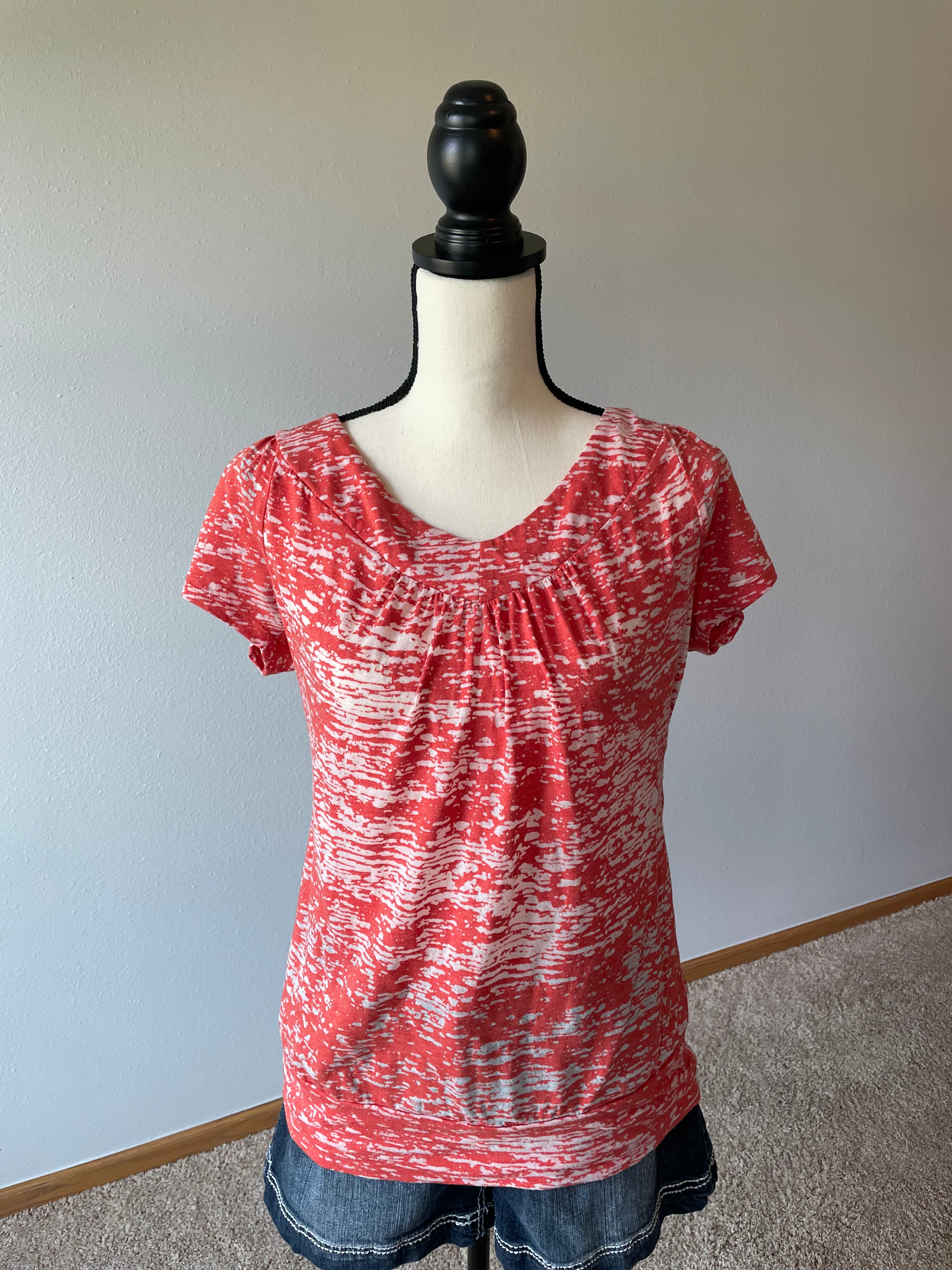 Maurices Pink and White Top (L)