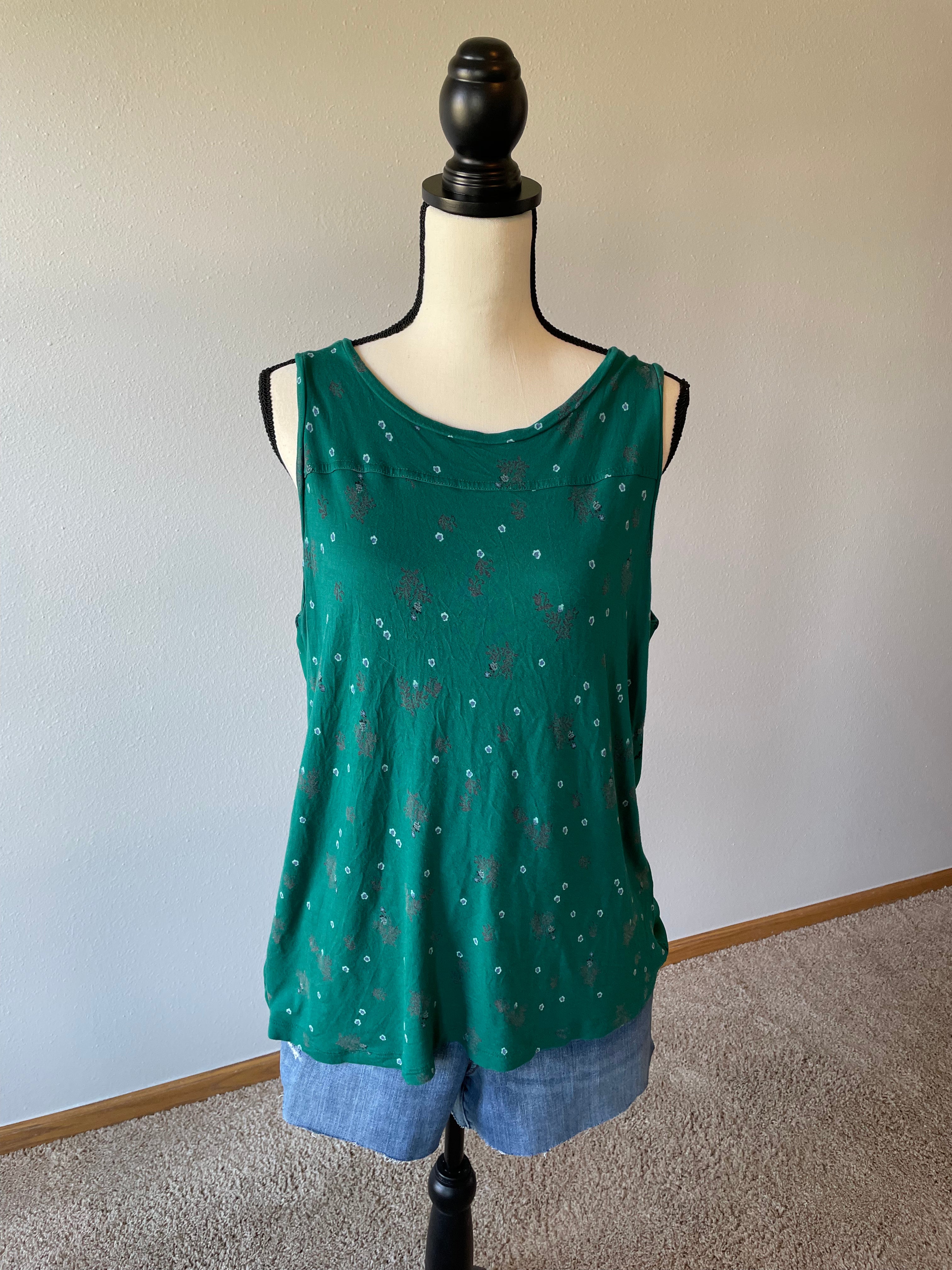 Ann Taylor Loft Green Sleeveless Top (XL)