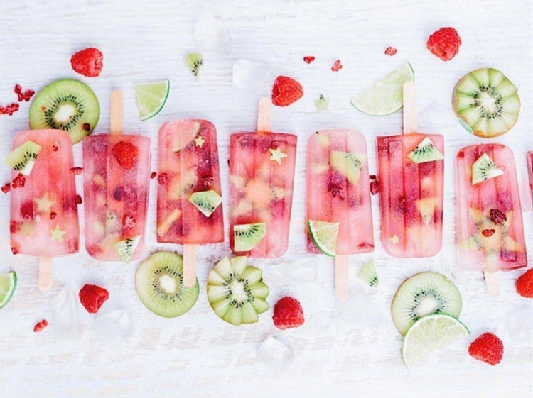 Eis am Stiel mit gemischten Früchten-1