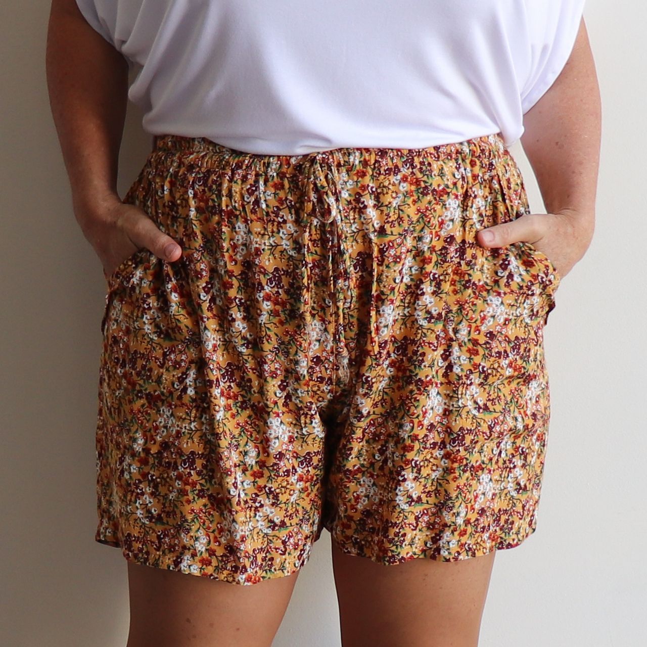 Zen Drawstring Shorts - Above-the-knee - Wildflower